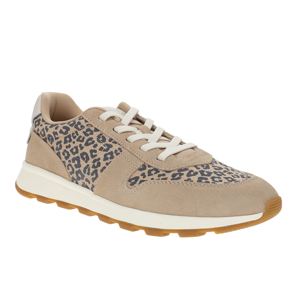 TRVL LITE Retro Runner Lace Up Sneakers