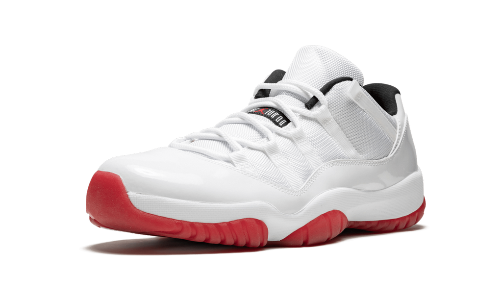 11 Retro Low "White/Varsity Red" 528895 101