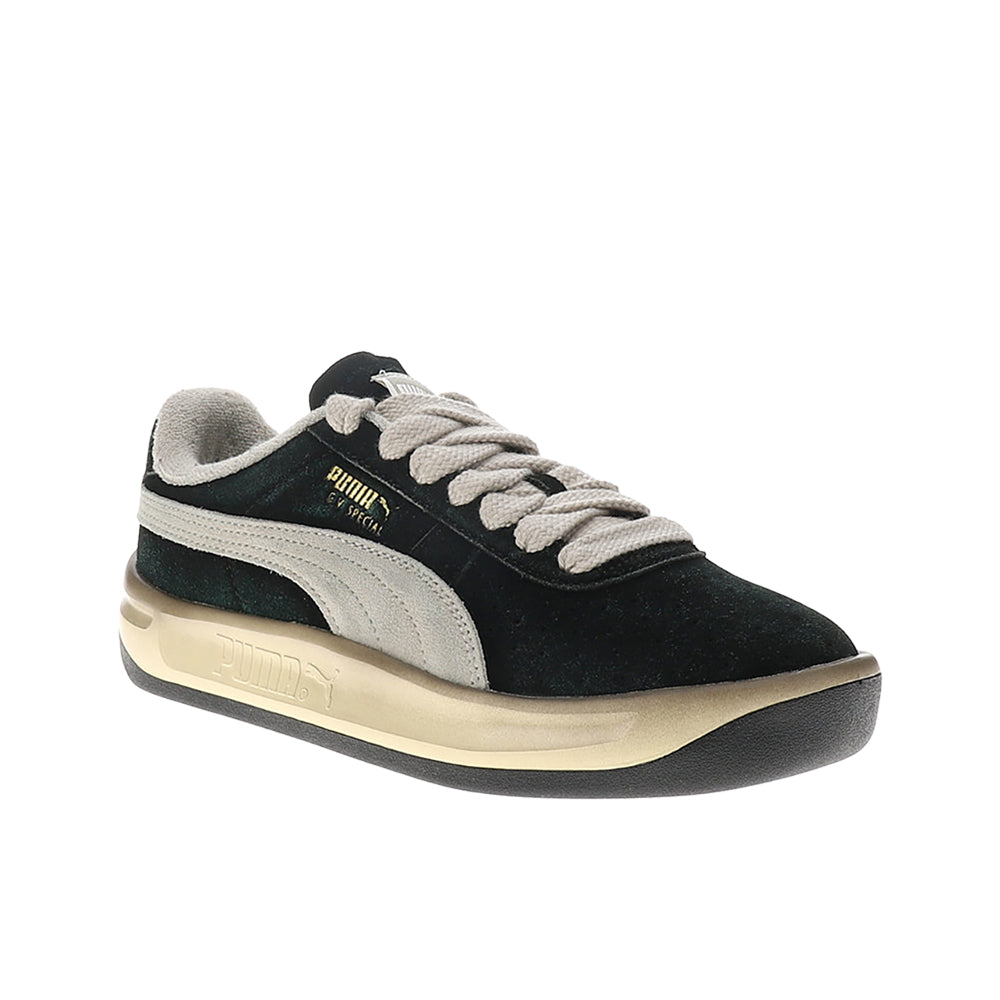 GV Special The Neverworn Lace Up Sneakers