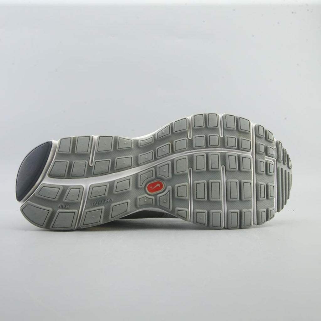 LIVESTRONG FLYWIRE