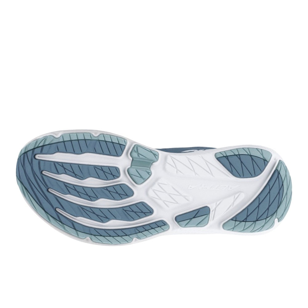 Experience Flow 3 Performance Running Shoes