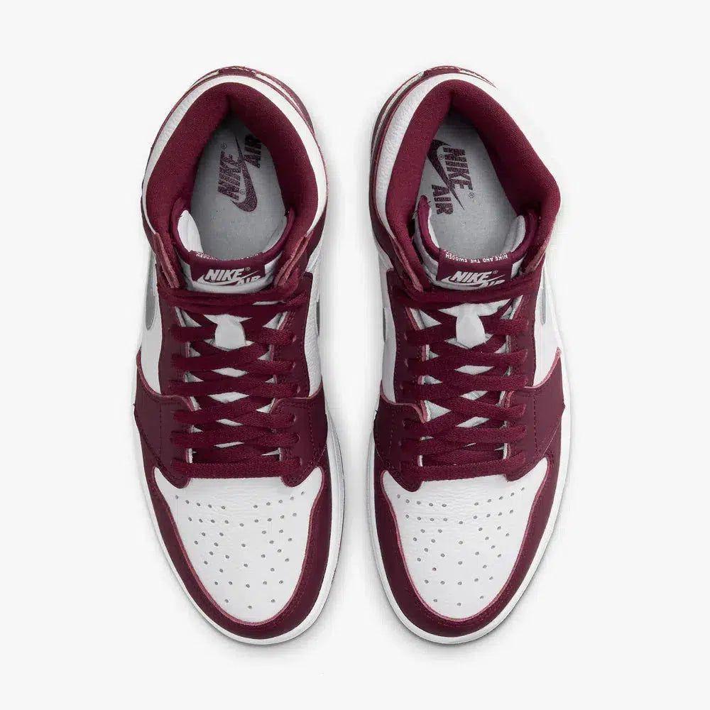 Air Jordan 1 Retro High OG 'Bordeaux' (2021)