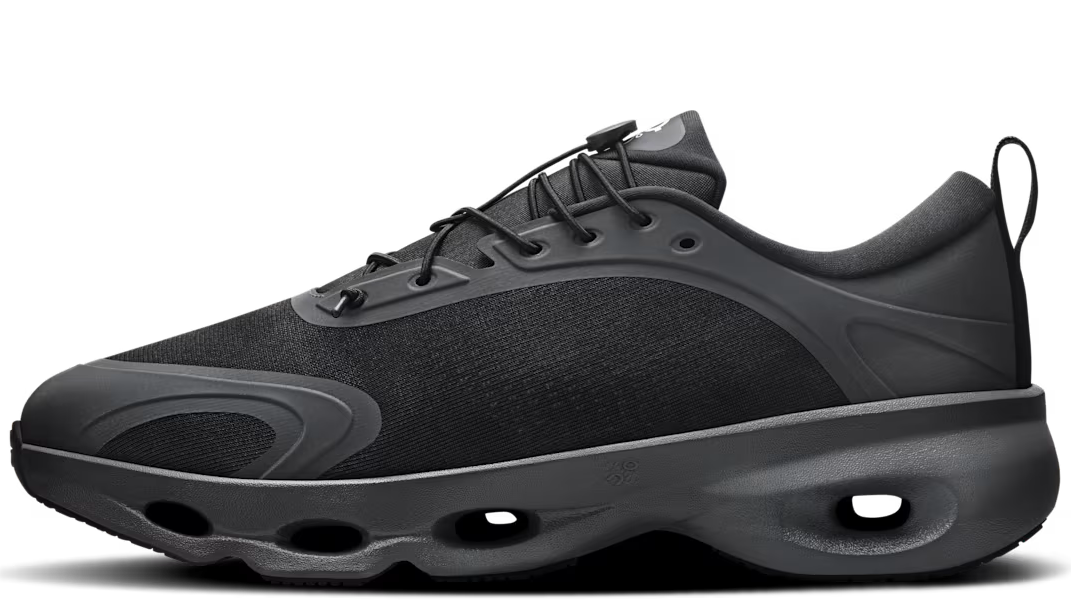 On Running Cloudsolo LOEWE All Black