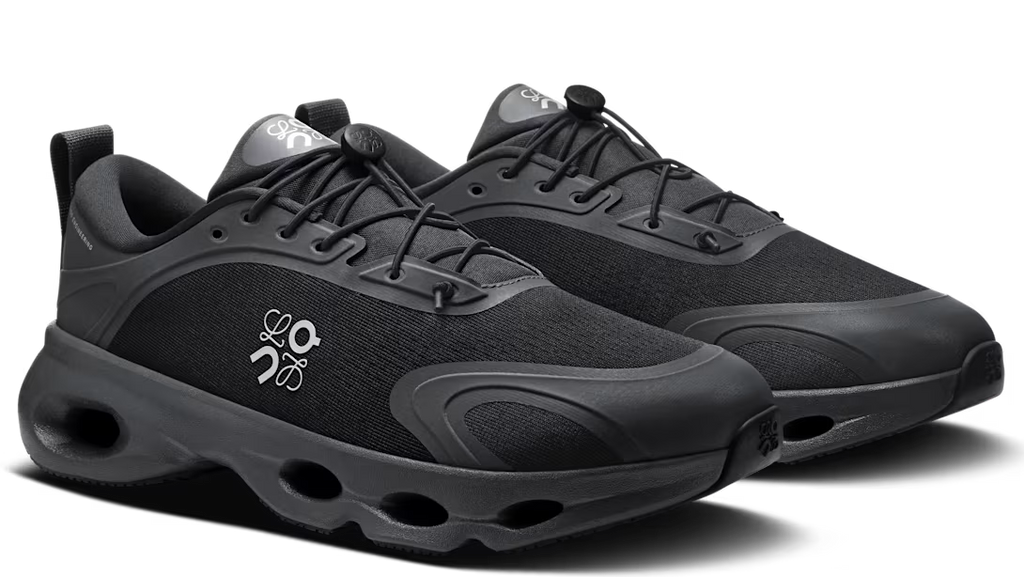 On Running Cloudsolo LOEWE All Black