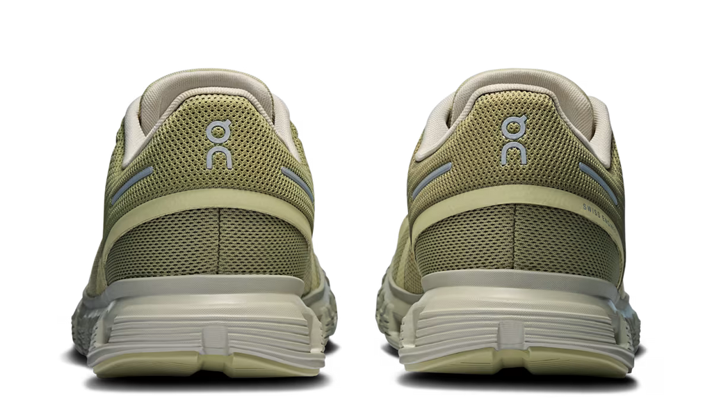 On Running Cloud 6 Caper Ice (Women’s)