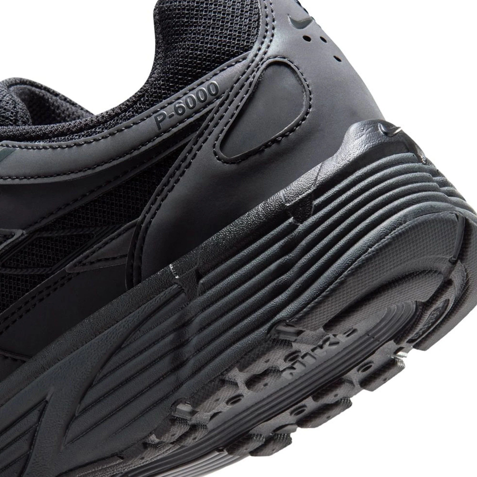 P 6000 SE 'Black Reflective' (2025)