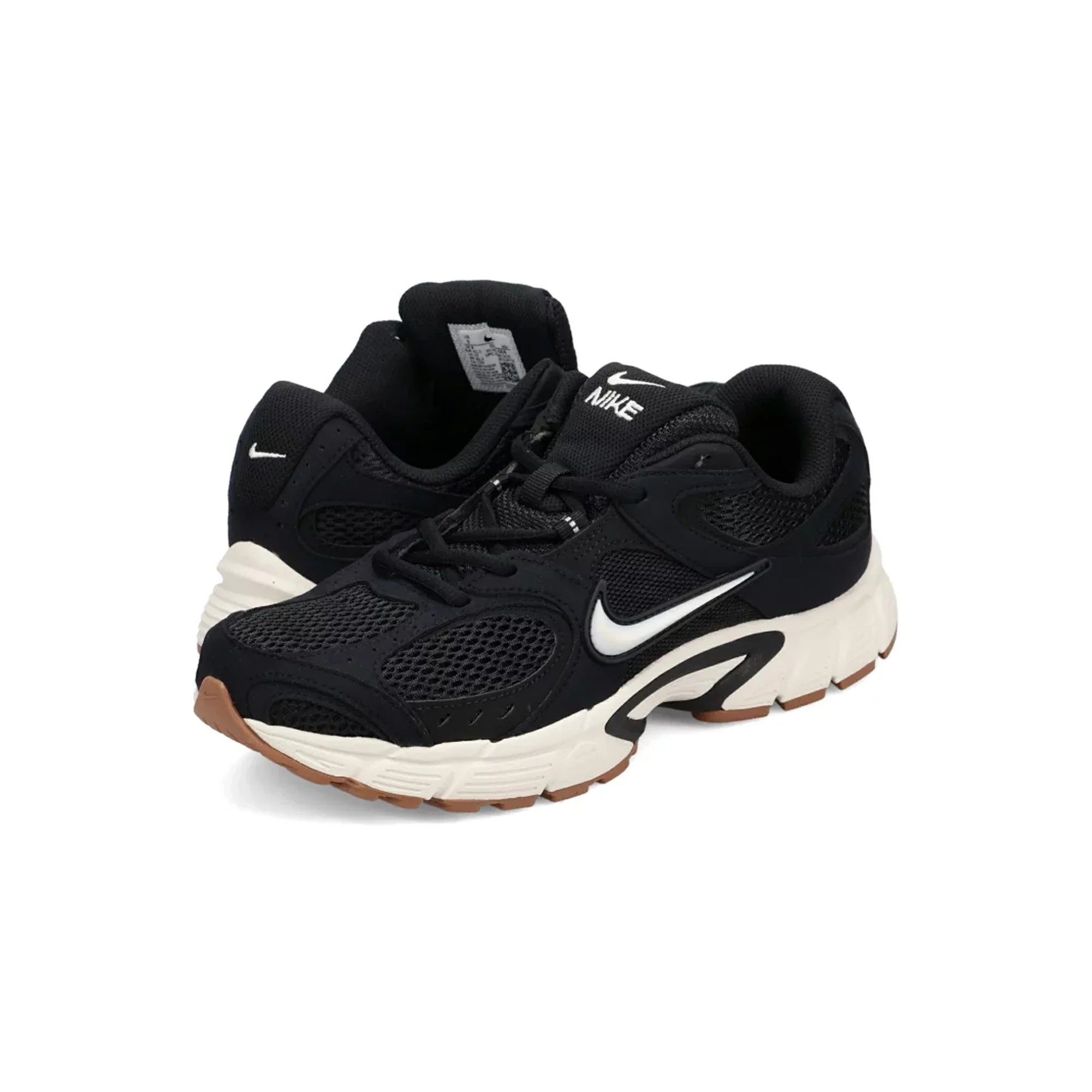 Nike V5 RNR 'Black Gum'