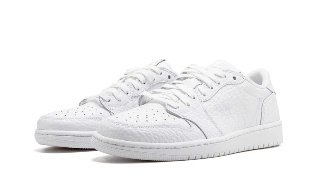 1 Retro Low NS "Triple White" 872782 100