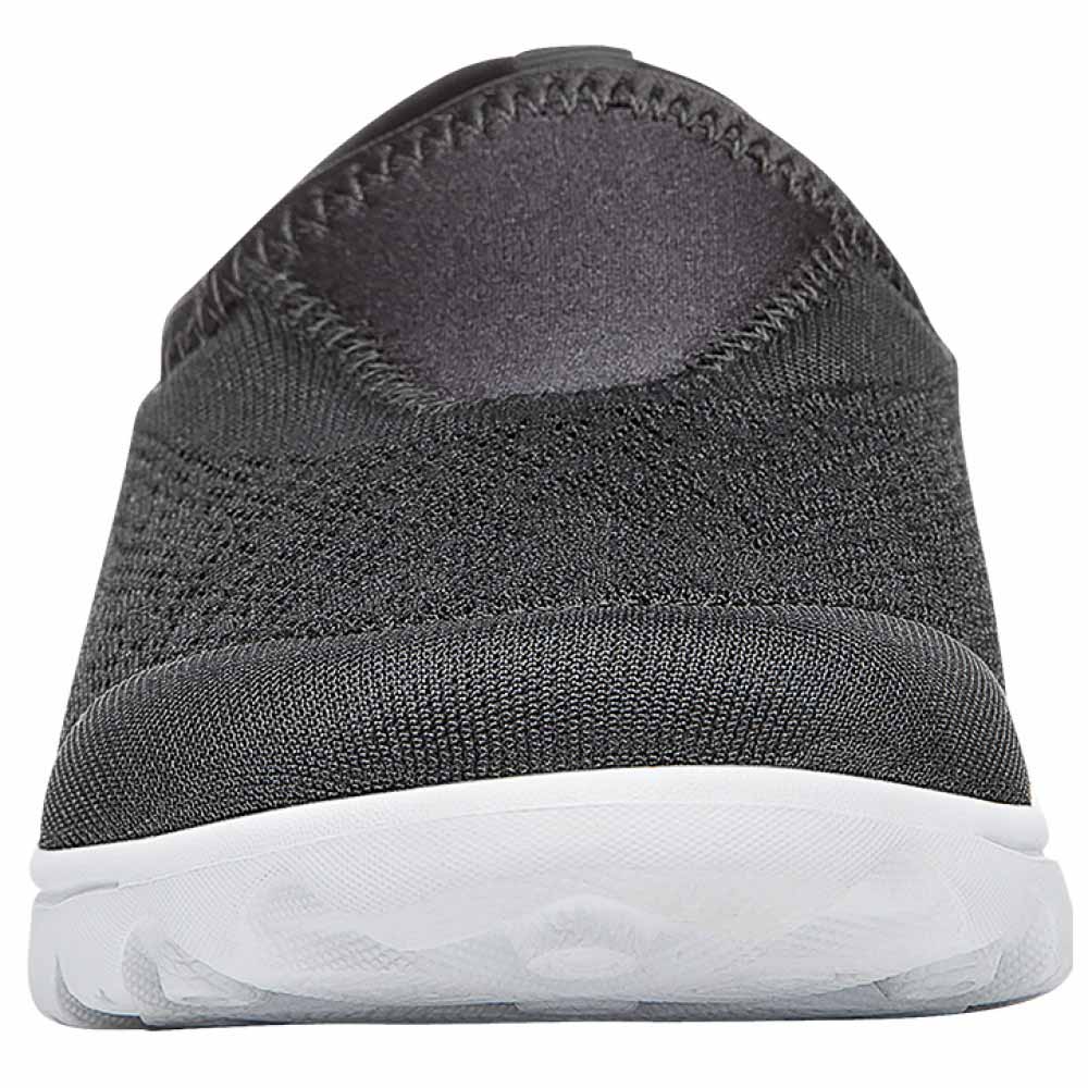 TravelActiv Slip On Sneakers