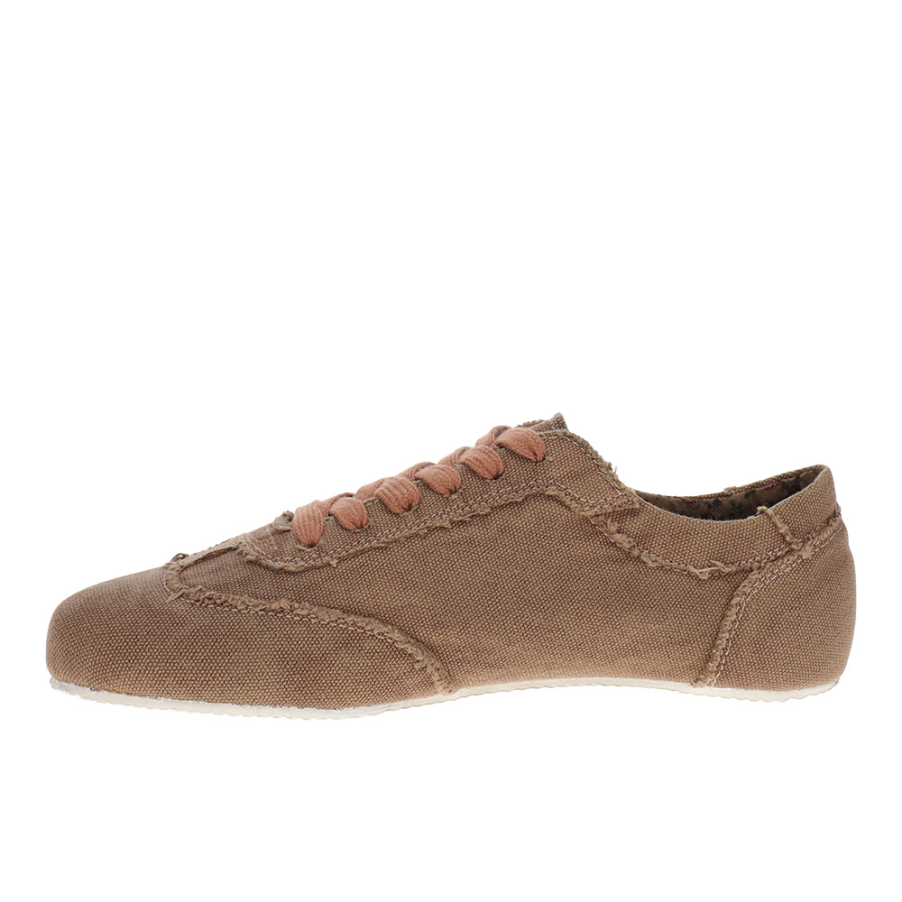 Winnie Sneakers