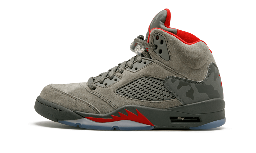 5 Retro "Camo" 136027 051