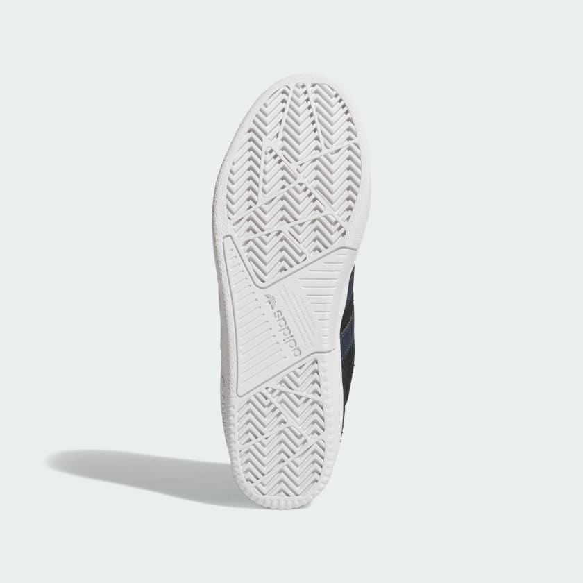 Men's adidas Tyshawn Low Shoes