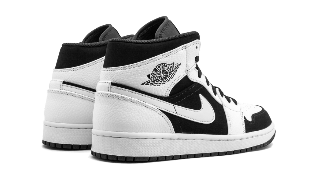 1 Mid "Tuxedo" 554724 113