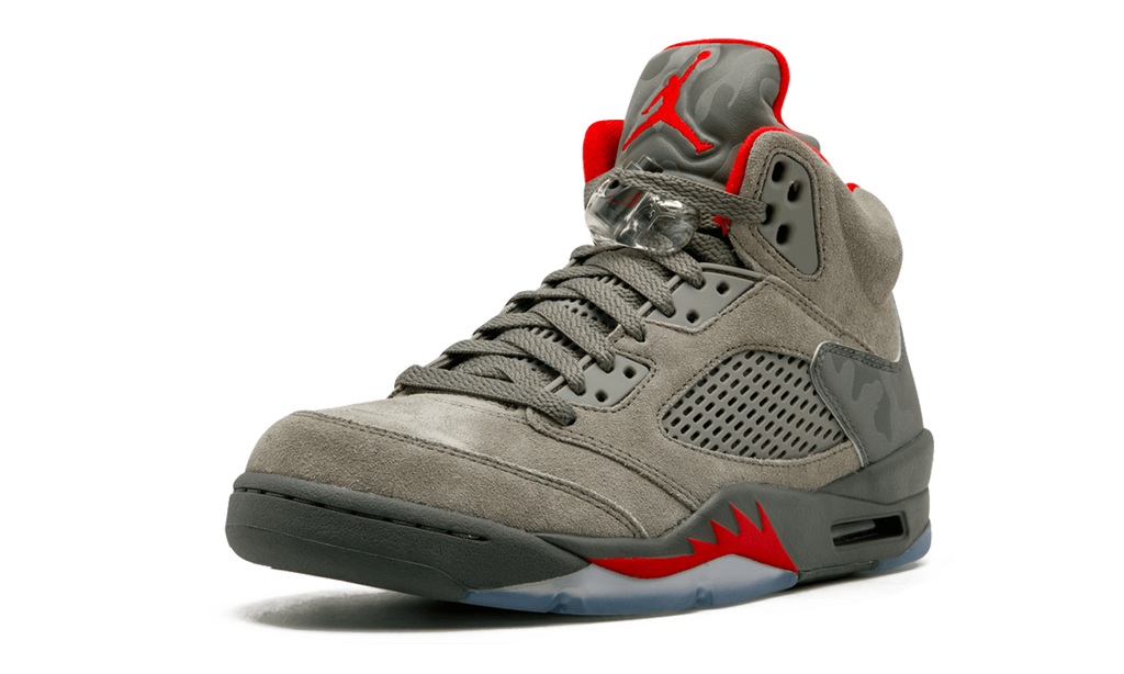5 Retro "Camo" 136027 051