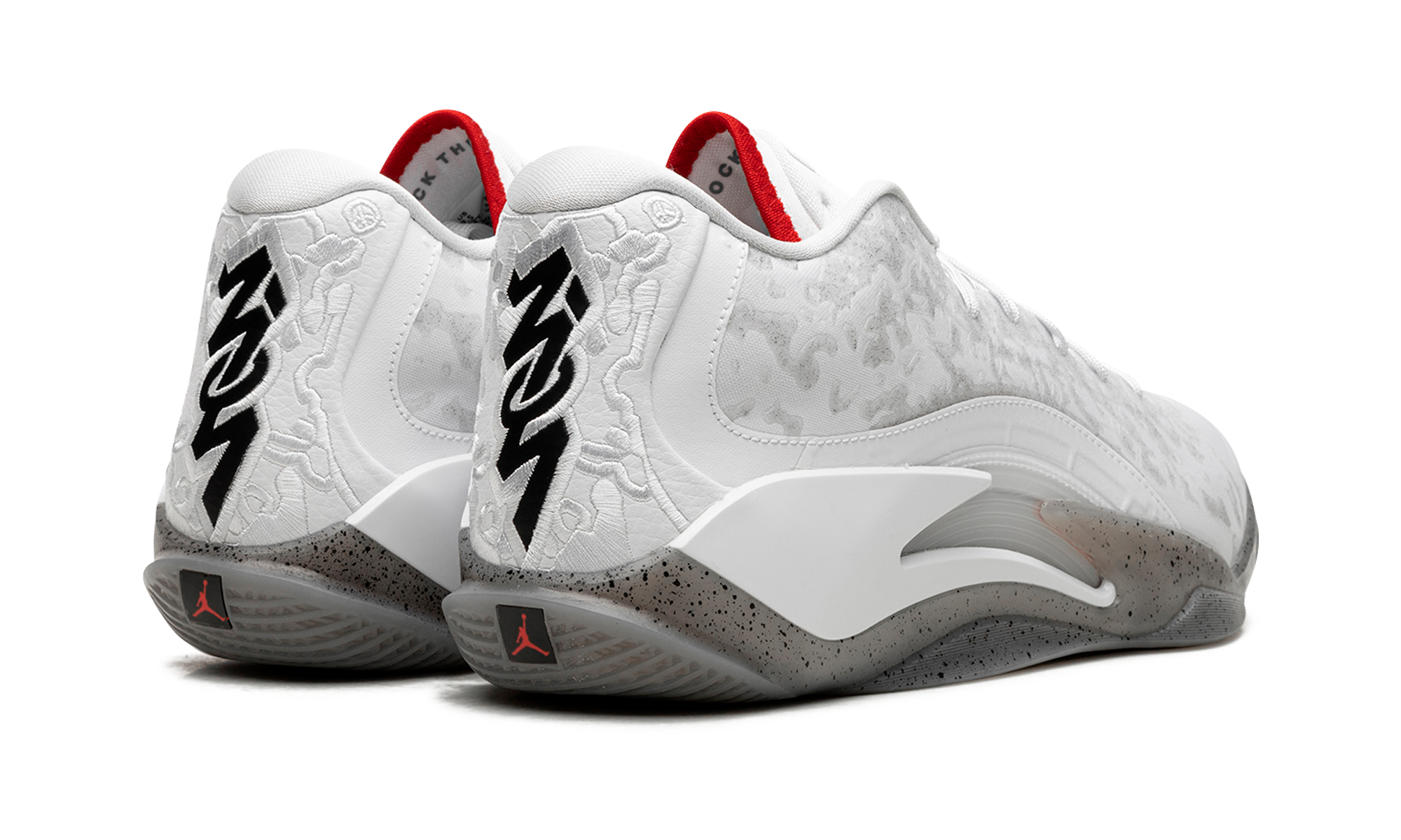 Zion 3 "White/University Red" DR0675 106